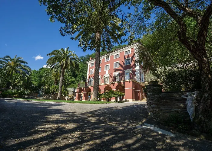 Bonini 3* Μάσσα